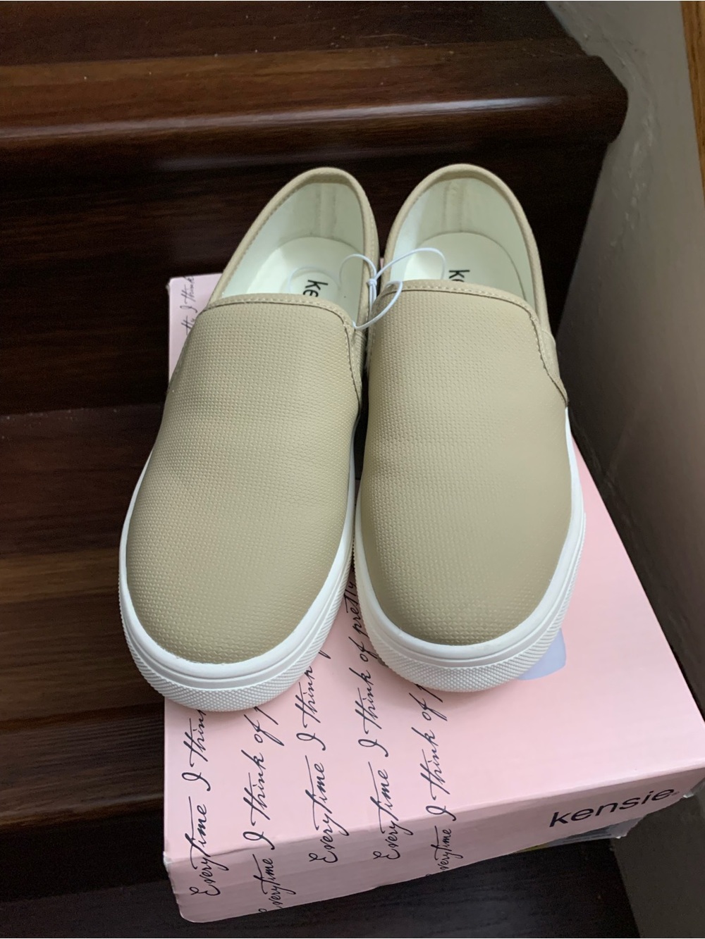 New Woman’s Kensie Taupe Slip-On Loafers with White Platform Sole. Size 6